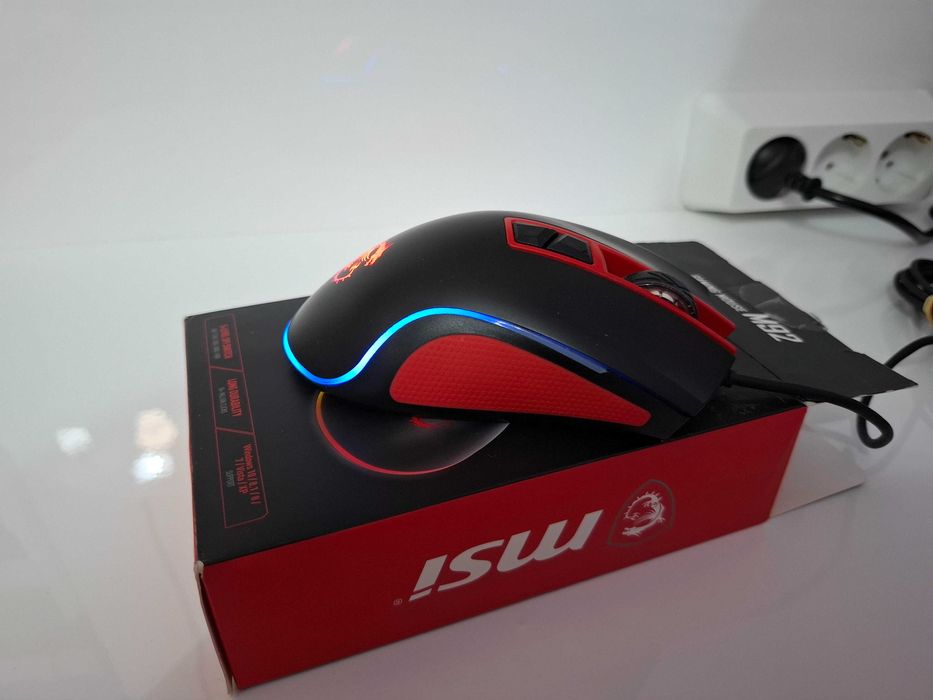 MSI m92 RGB мишка