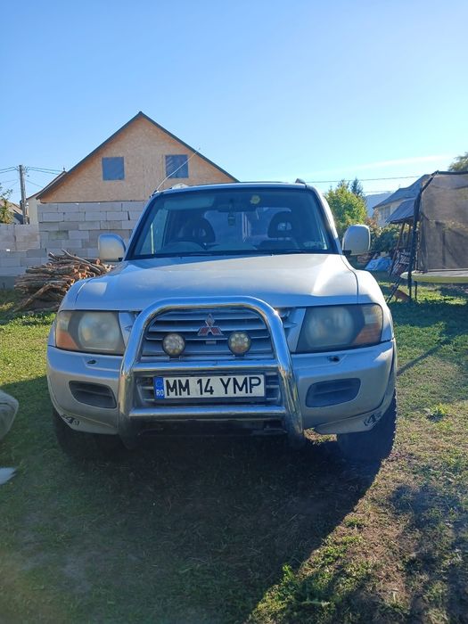 MITSUBISHI Pajero Pinin