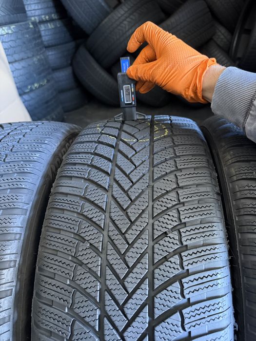 4 anvelope iarna 245/45/19 , 102 V XL , Bridgestone , DOT 2022 , 6.2-6.7 mm !