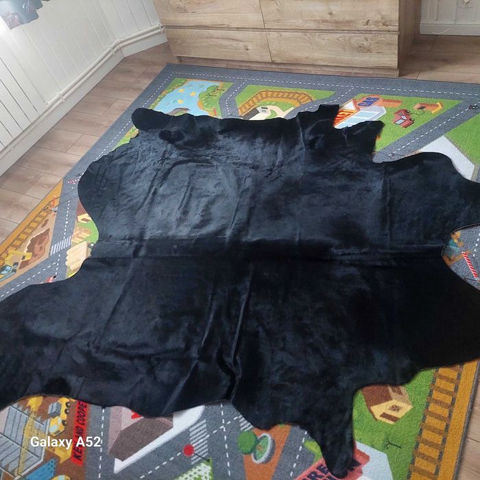 Piele naturala  de vita nordica neagra