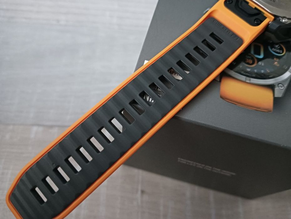 NOU Garmin Fenix 8 Titanium Sapphire