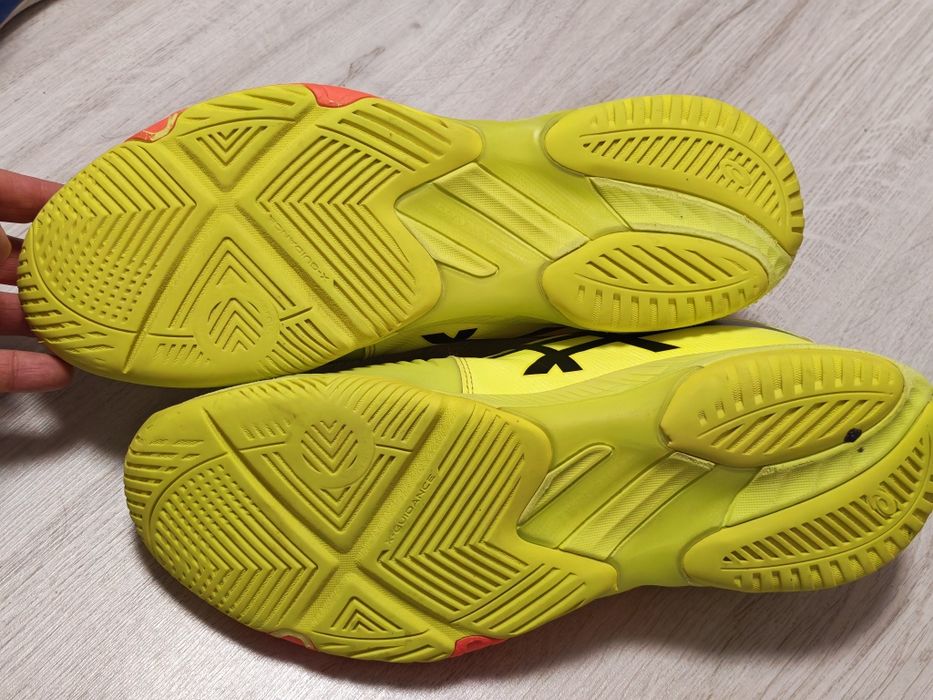 ASICS Netburner Ballistic FF 3