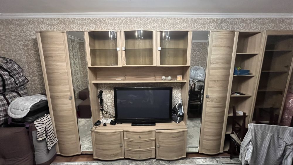 Стенный гарнитур
