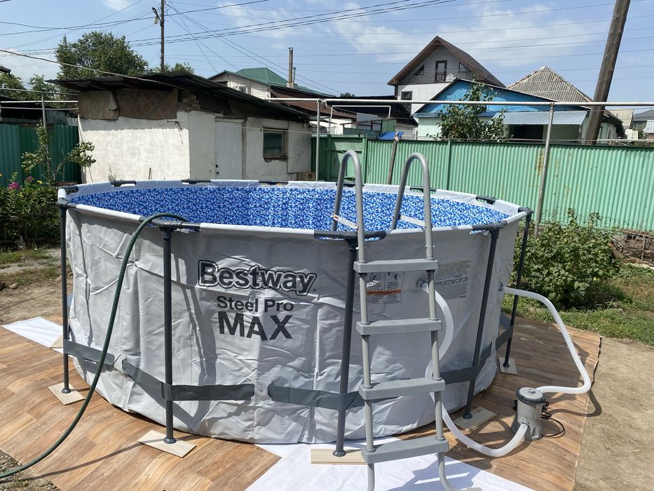 Бассейн 366/120.