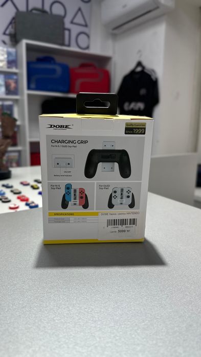 Заряжающие грипсы Nintendo Switch Oled