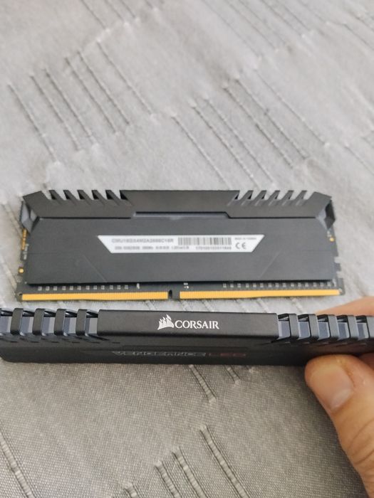 Kit  Ddr4 Corsair Vengeance 16 gb 2666 mhz