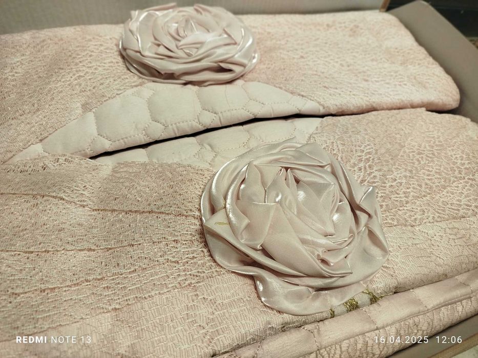 Set cuvertura 3,4,6 piese Marca Estima