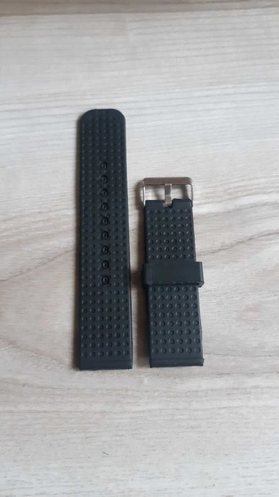 Vând curea ceas din silicon nouă