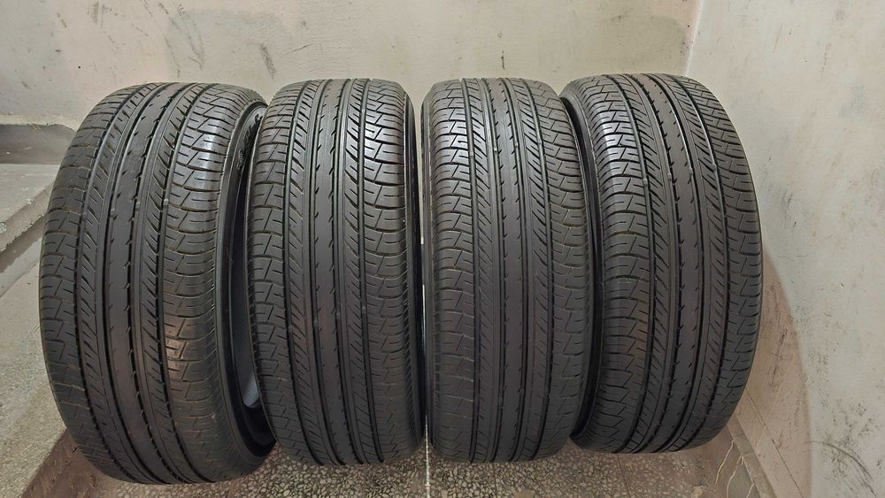4бр летни гуми 225/55/18 Yokohama BluEarth E70 с много оставащ живот