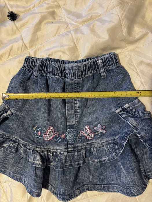 Дънкова пола Benetton 6-7 години+ 2 подарък