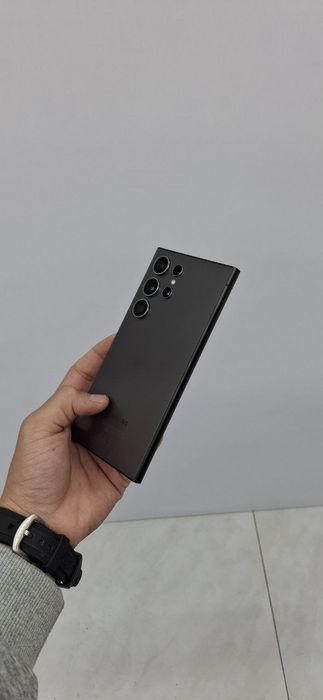 Samsung Galaxy S24 Ultra 12/256 GB Black ideal