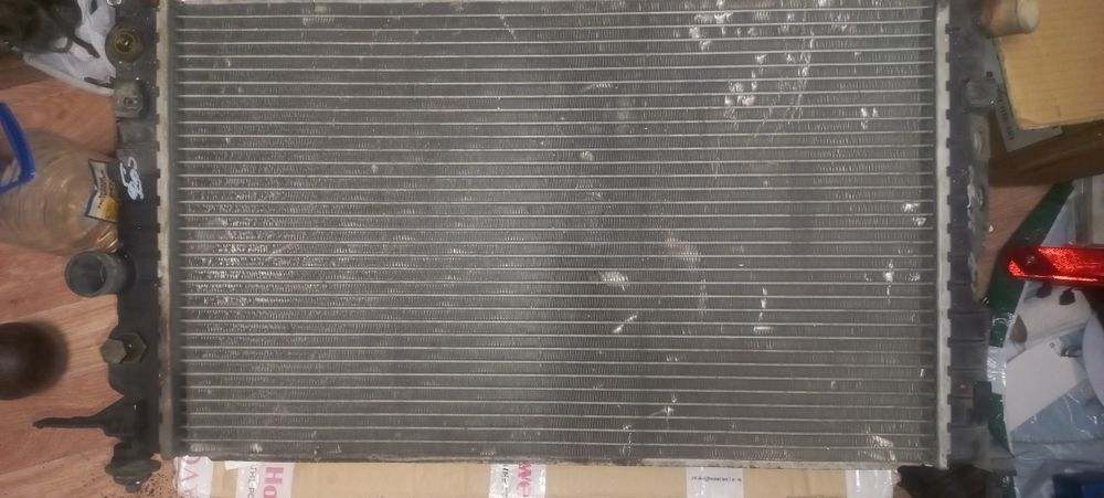 Радиатор Вектра Б 98г АКПП
