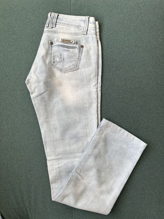 Продам джинсы