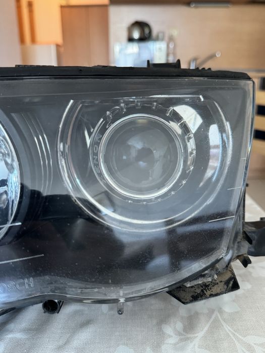 Оригинални ксенонови фарове с лупа за BMW E46 седан/комби (1997-2001)