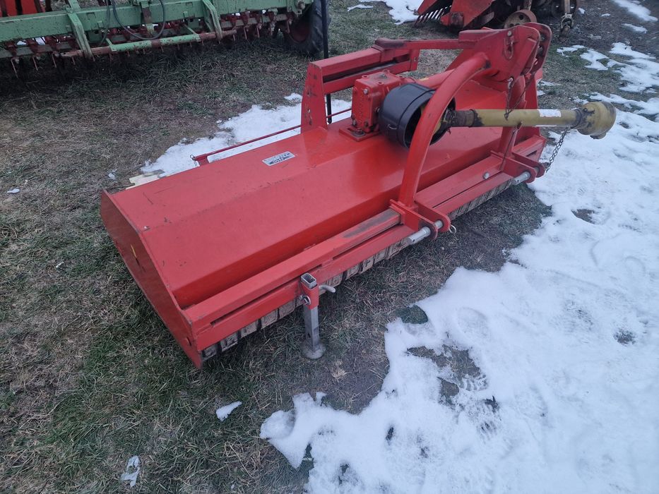 Tocatoare resturi vegetale 1.80