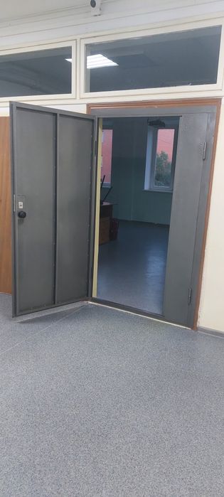 Металлические двери на заказ.