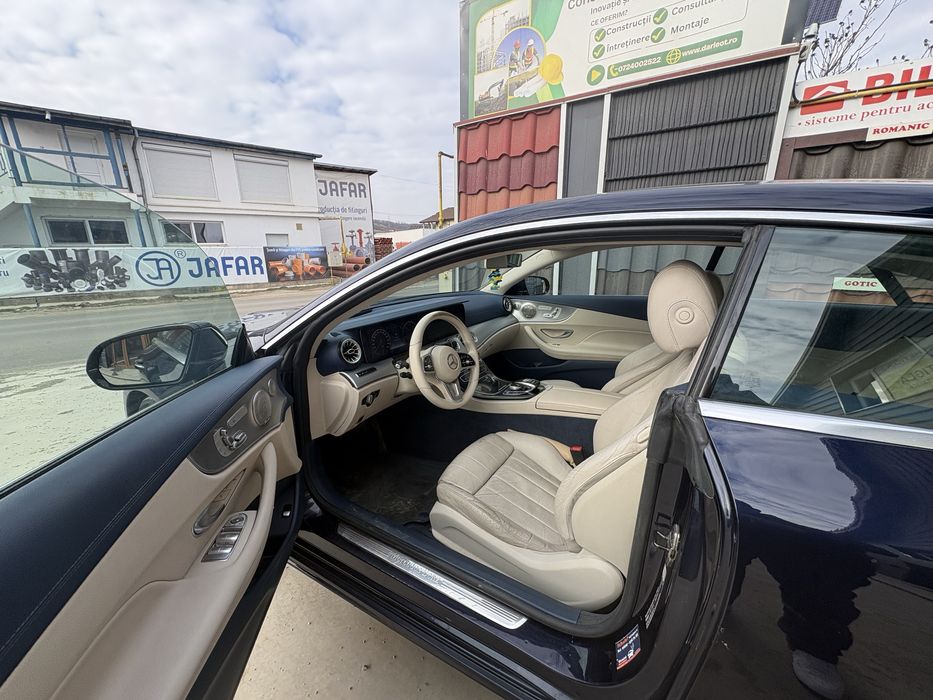 Mercedes-Benz e220d coupe