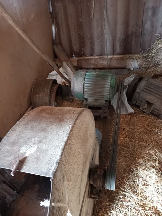 Трифазна Чукова Фуражомелка