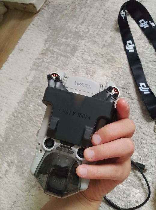 Дрон DJI mini4 pro