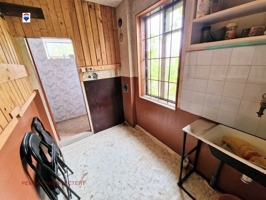 Продава се Къща в Русе, Долапите - 41 кв.м за 879 €/кв.м - Снимка #3