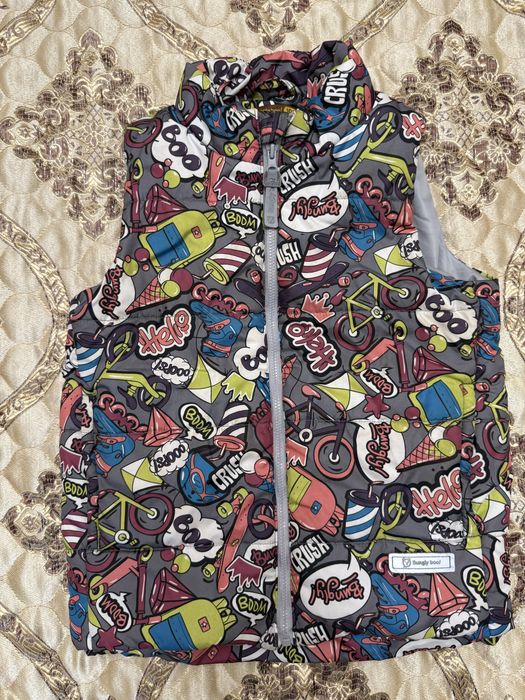 Продам жилетки детские