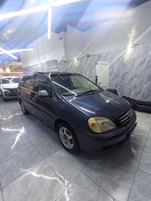 Продам Toyota Nadia