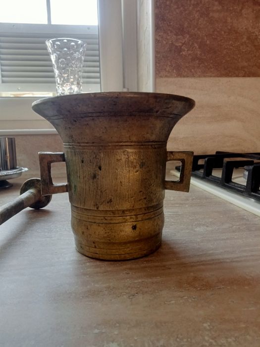 Mojar bronz cu alama