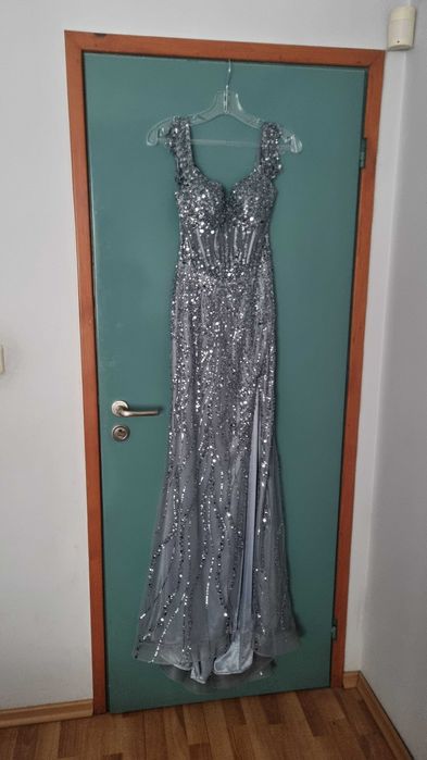 Бутикова бална рокля