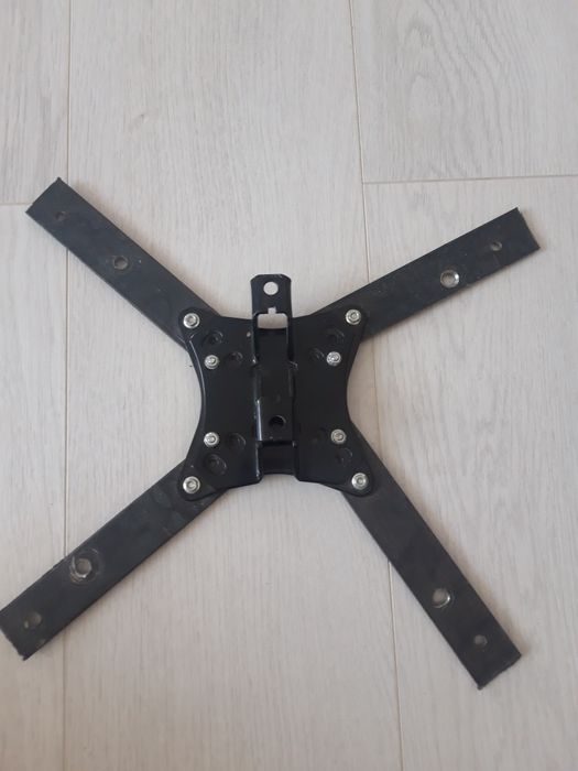 Кронштейн для телевизора