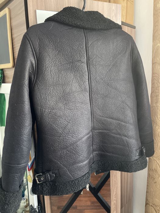 Продам замшевую куртку Пилот