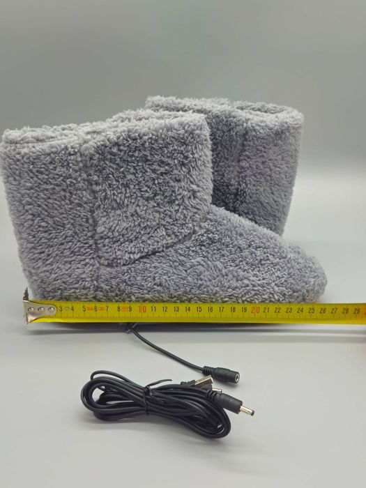 USB електрически отопляеми пантофи– плюшени, до 55°C, размер EU 39-43