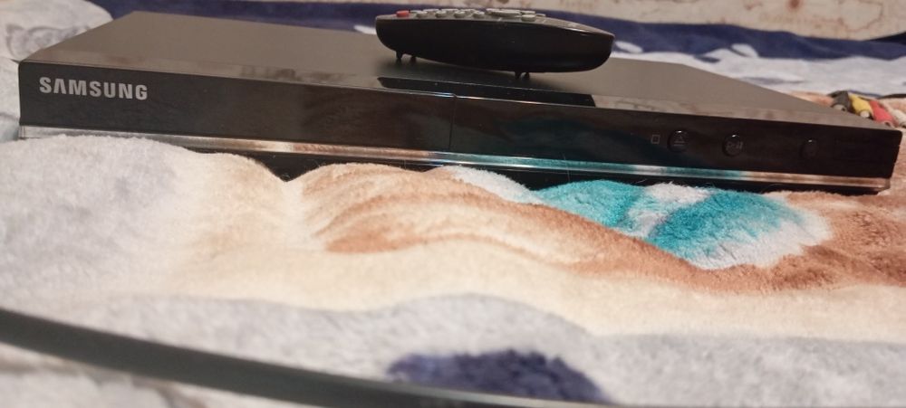 DVD плеер Samsung
