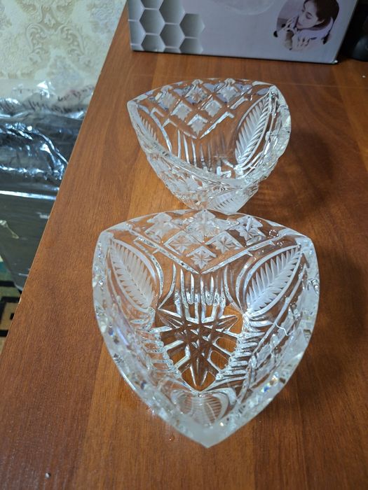 Хрустальные вазочки