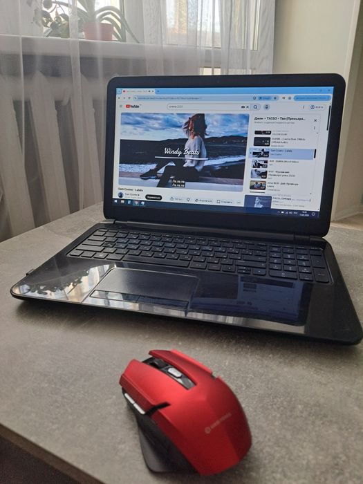 Продам Ноутбук НР все работает