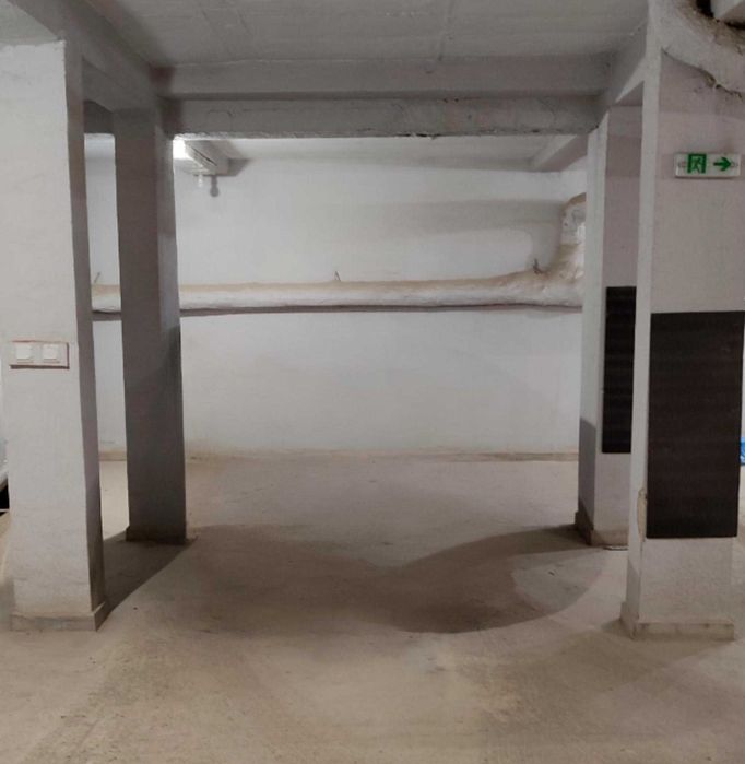 Дава се под наем Гараж / Паркомясто в Варна, Левски - 14 кв.м за 99.45 € - Снимка #1