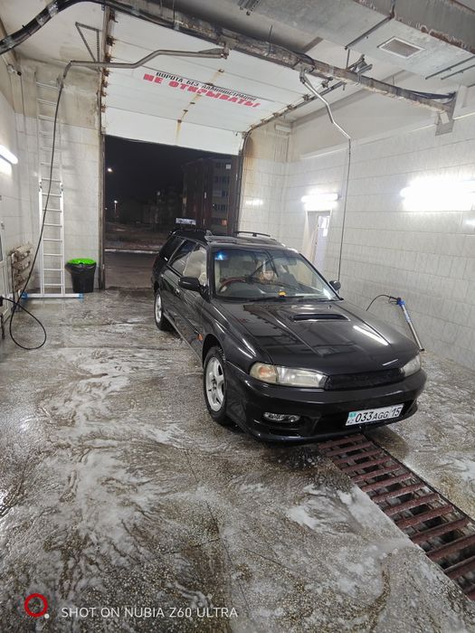 Субару легаси Ланкастер 1997 года