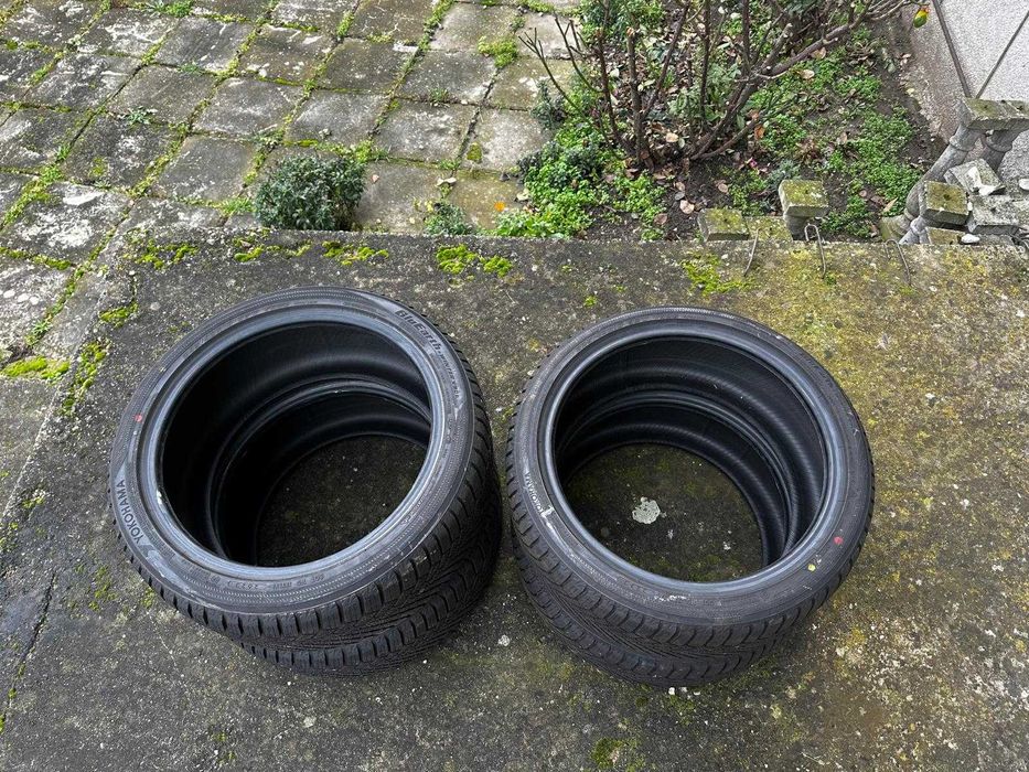 Anvelope Yokohama 225/40 si 245/40 pe R18, BluEarth-Winter V906