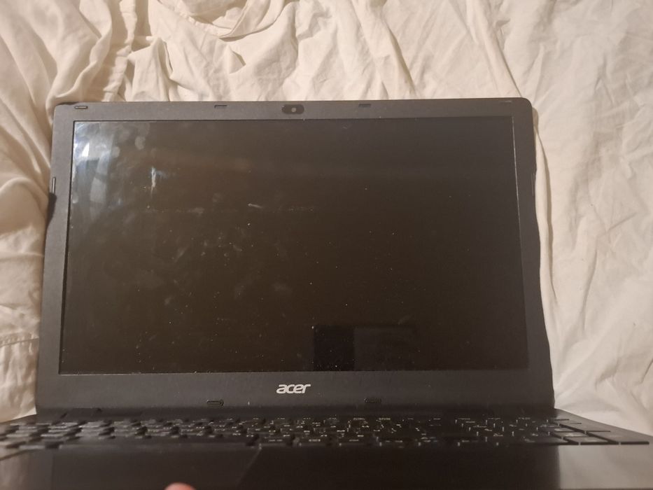 Лаптоп Acer Aspire E5-572G-37AH EX