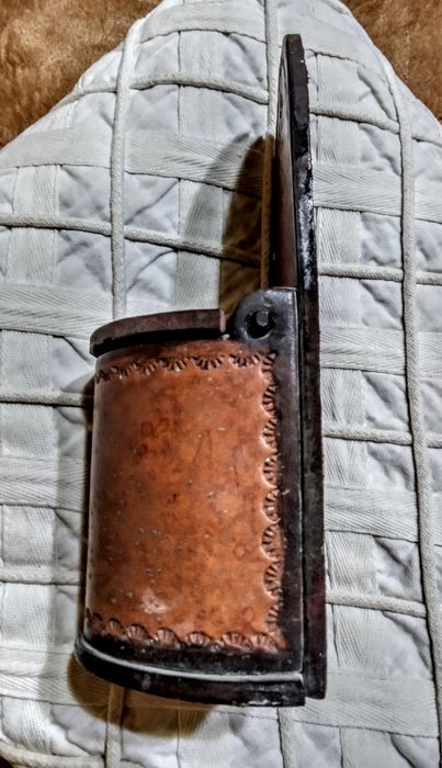 Кожена кутия от раклата на баба