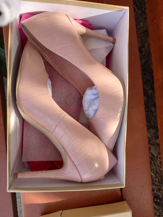 Продам туфли и босоножки