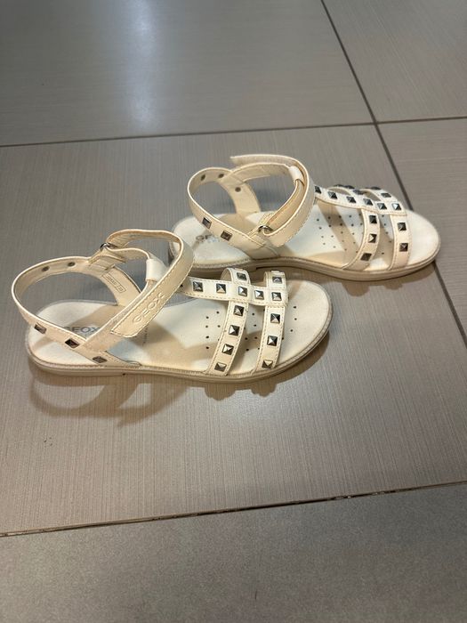 Детски кожени сандали за момиче на Geox