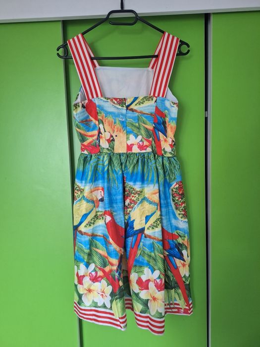 Rochie mărimea S, gen Dolce Gabbana, Zara, Desigual H&M, în bretele