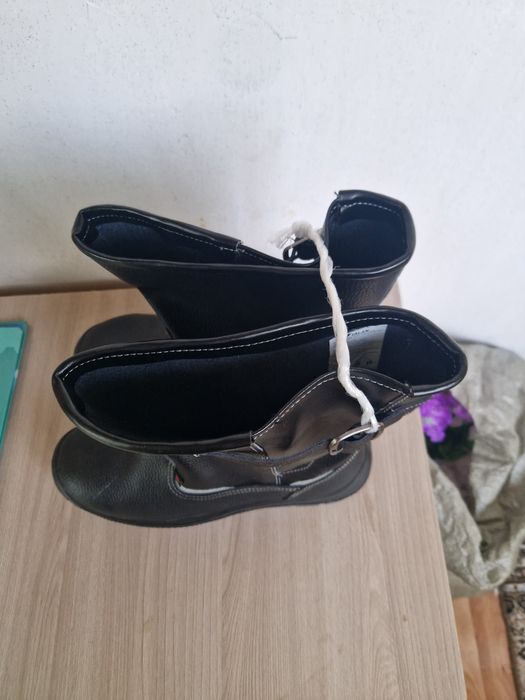 Продам Керзовые сапоги размер 45