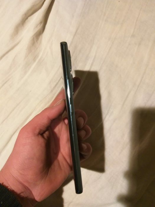 Vând Honor 70 in stare foarte bună