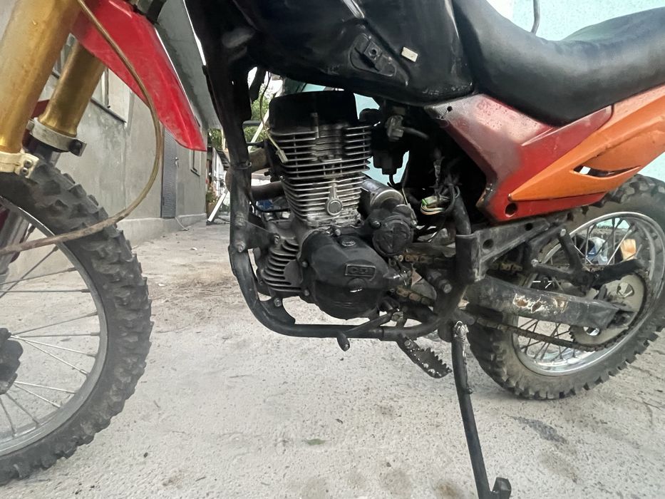Продам эндуро б7 250 кубов