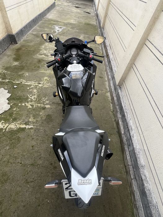 Продам мотоцикл, 400 куб почти новый