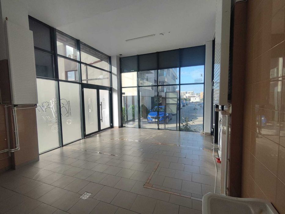 Proprietar inchiriez spatiu comercial cartier Tomis Plus