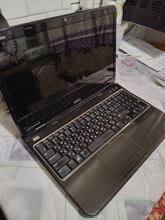 Продам ноутбук на запчасти