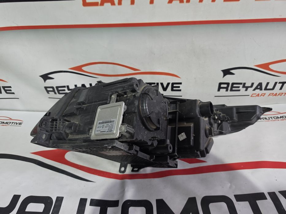 Far dreapta bixenon led Range Rover Evoque Facelift cod GJ32-13W029-ED
