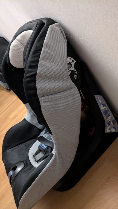 Scaun auto copii Chicco 9-18 kg